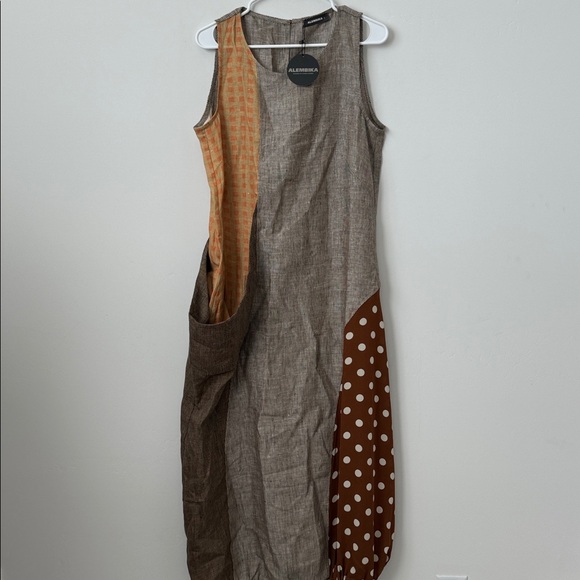 Alembika Alicia Sleeveless Wonderful Dress in Mix Size: 2 - Picture 8 of 15